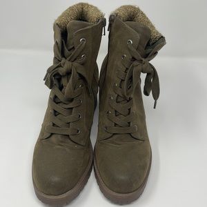 Universal Thread Chunky Booties